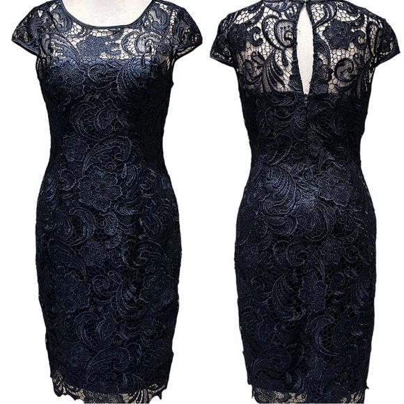 Adrianna Papell Dresses & Skirts - Adrianna Papell Women's Navy Floral Lace Sheath Cocktail Dress - size 2